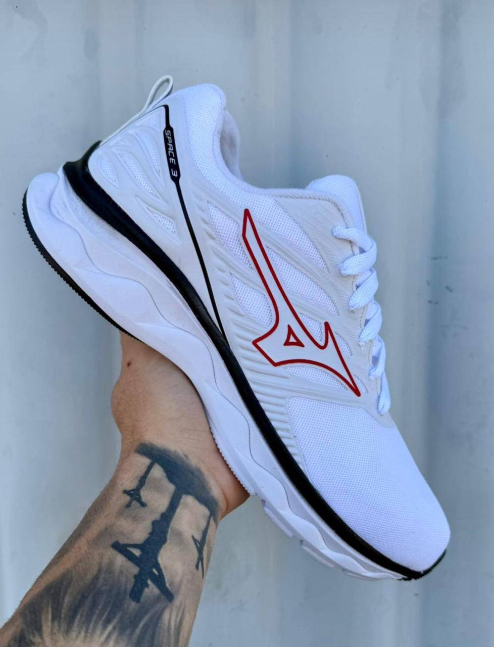Mizuno Space 3 White