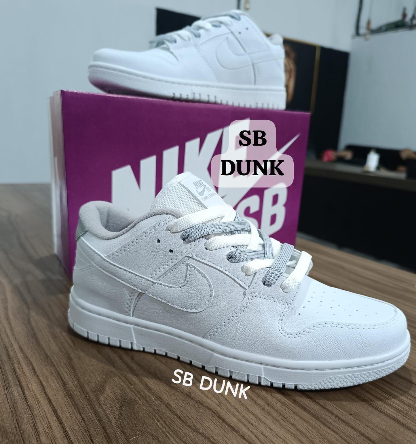 Nike Dunk Low Premium